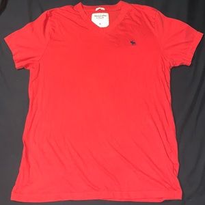 red men's Abercrombie and Fitch tee